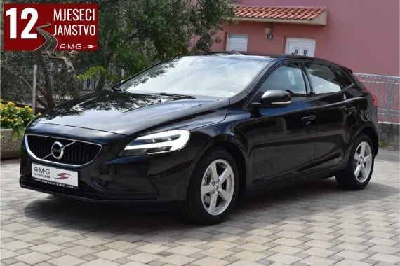 Volvo V40 2.0 D Momentum -Full LED-Facelift Image 1