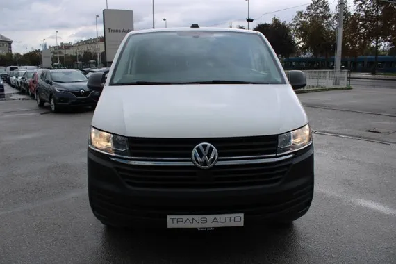 Volkswagen Transporter T6.1 2.0 TDi L2H1 Image 2